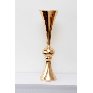 Trompeta metálica oro 65cm...